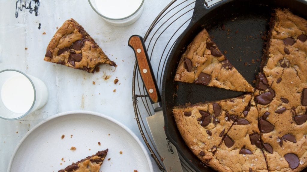 fun things to learn how to cook, giant skillet cookie, skillet cookie recipe, best skillet cookie recipe, chocolate chip skillet cookie